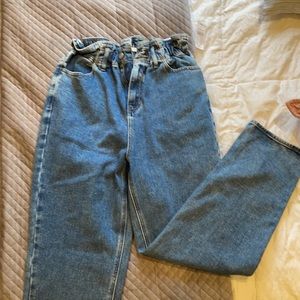 Mom jeans
